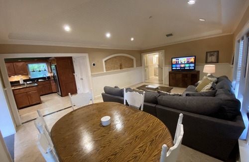 Melbourne House | Coral Hammock, tropical oasis less than 10 min to beach.