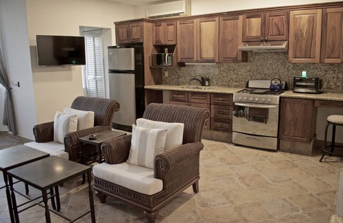 Emiliano Zapata Apartment | "Coral", One Bedroom Apartment. You can Walk to Beach and Restaurants.