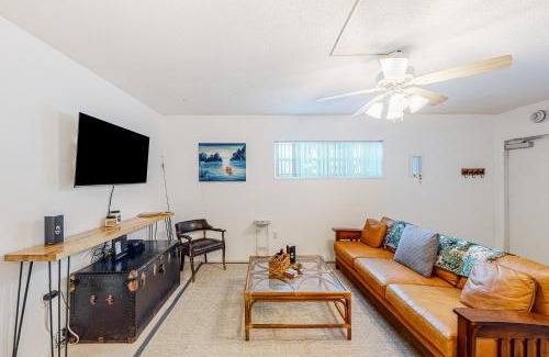 Satellite Beach House | Coral Paradise