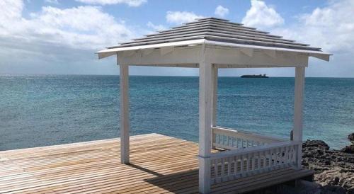 Governor's Harbour House | Coral Point home