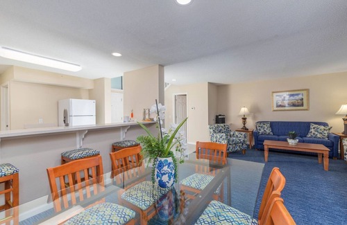 Shipyard Plantation House | Coral Reef Resort