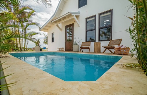 San Pedro Villa | Coral Retreat & Pool Club at Mahogany Bay