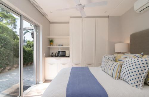 Selection Beach House | Coral Suite, Lymegrove Beach Villa