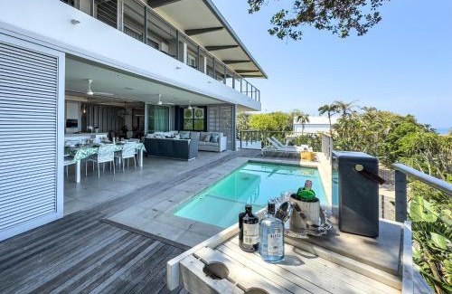 Selection Beach House | Coral Suite, Lymegrove Beach Villa