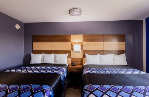 Inver Grove Heights Hotel | Coratel Inn and Suites By Jasper Saint Paul Minneapolis Inver Grove Heights.