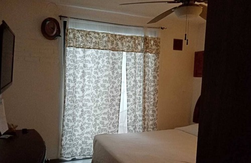 Puerto Juarez Hotel | Corazón de pescador