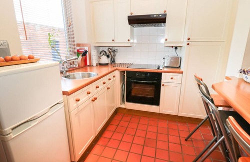 Berwick-upon-Tweed Cottage | CORBETT COTTAGE, pet friendly, with open fire in Holy Island