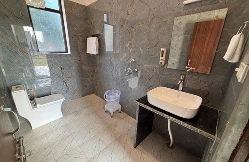 Bail Parao Hotel | Corbett The Vedant by Stay Bliss Retreat