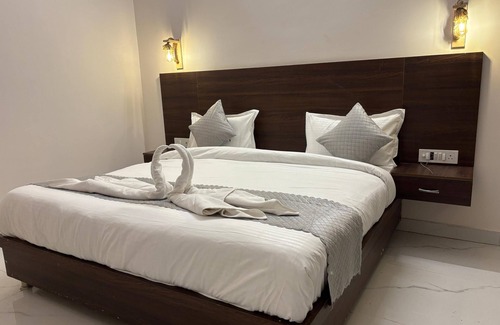 Bail Parao Hotel | Corbett The Vedant by Stay Bliss Retreat