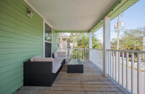 Downtown Historic District House | Cordova Dream Upper