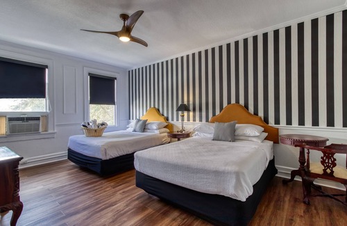 St. Petersburg - Clearwater Hotel | Cordova Inn