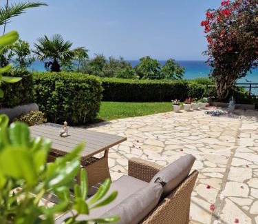 Glyfada Apartment | Corfu Glyfada Beach Apartment