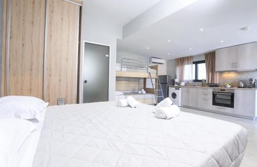Benitses Apartment | CORFU GOLD LUXURY SUITES