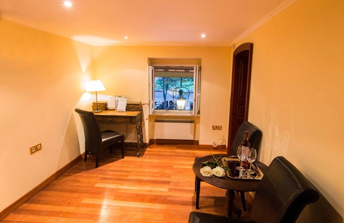 Old Town Apartment | Corfu Liston Romantica by Corfu Escapes