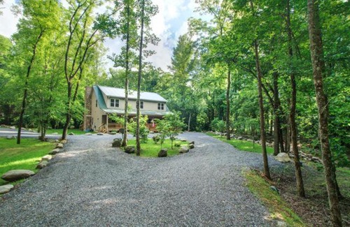 Cosby House | Cork's Creekside