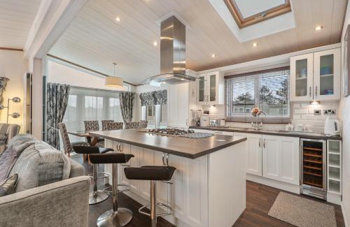 Penally Cabin | Cormorant - Luxury Lodge Close to the Beach