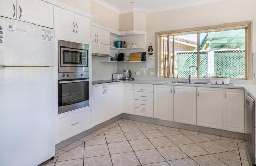 Sussex Inlet House | Cormorant Waterfront Home