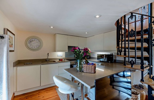 Belford House | Corn Cottage - Two Bedroom House, Sleeps 4