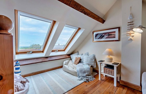 Belford House | Corn Cottage - Two Bedroom House, Sleeps 4