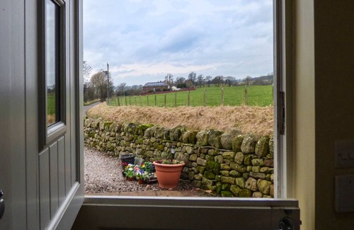 Penrith Cottage | CORN RIGG COTTAGE, pet friendly, with open fire in Langwathby