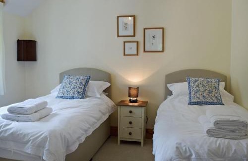 Cardigan House | Cornant