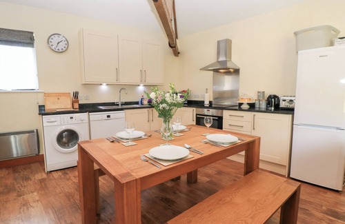 Blandford Forum Cottage | Corner Barn