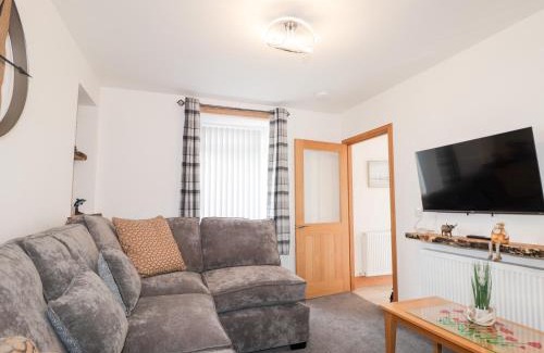 Buckie House | Corner Cottage