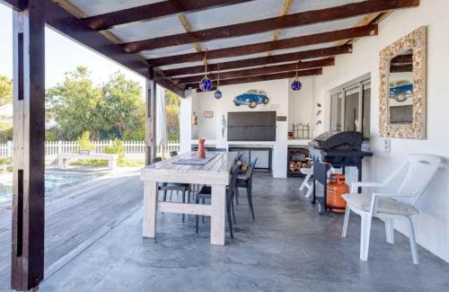 Onrus House | Corner Delight at Onrust Beach