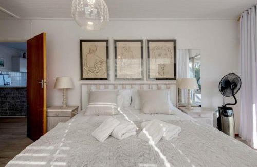 Onrus House | Corner Delight at Onrust Beach