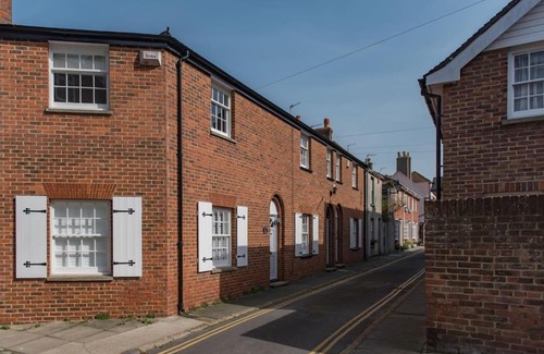 Deal House | Corner House