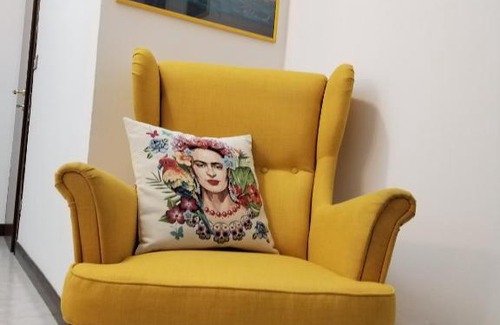 Est Apartment | Corner One