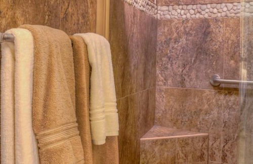 Kihei Condo | Corner Unit With Views From Every Window--Awesome Reviews