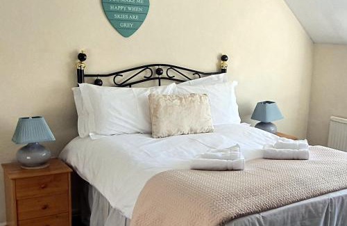 Tideswell House | Cornerstones Cottage, Tideswell