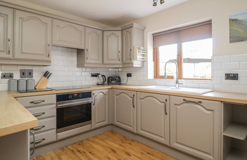 Appleby-in-Westmorland Cottage | CORNERWAYS, pet friendly, with open fire in Appleby-In-Westmorland