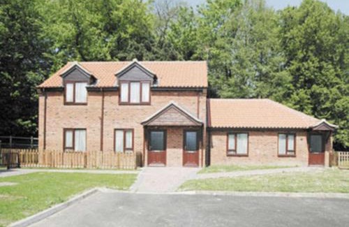Norwich House | Cornflower Cottage- W40836
