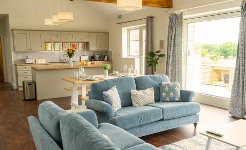 Horncastle House | Cornflower