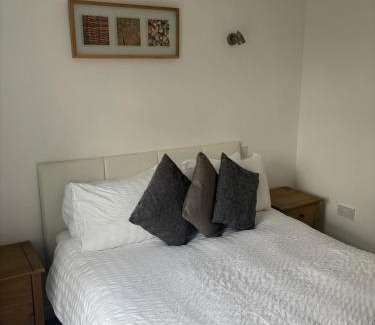 Saint Columb Major House | Cornwall Lodge with Park Access