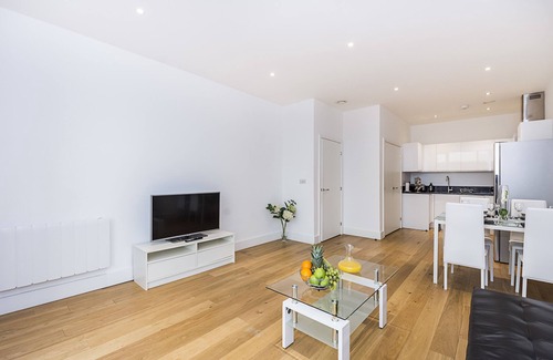 Slough Apartment | Cornwall House Apartments