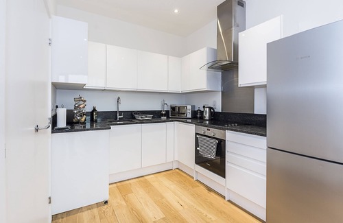 Slough Apartment | Cornwall House Apartments