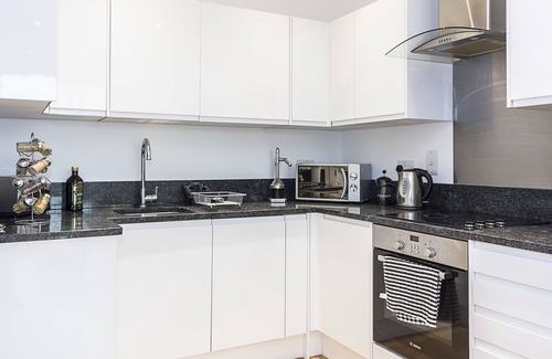 Slough Apartment | Cornwall House Apartments