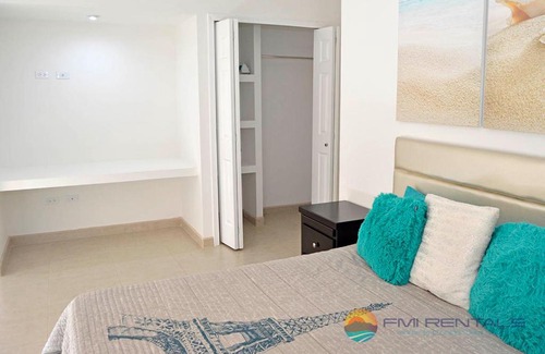Las Conchas Apartment | Corona del Sol 1604