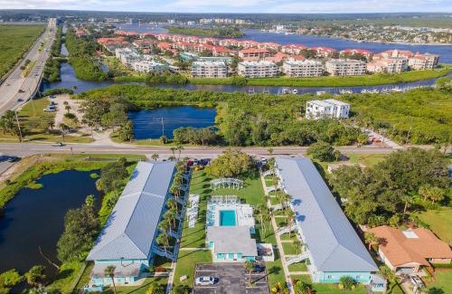 New Smyrna Beach House | Coronado Arms Condominiums B-18