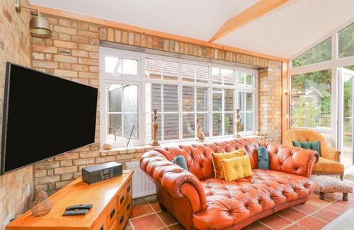 Wisbech House | Coronation Cottage