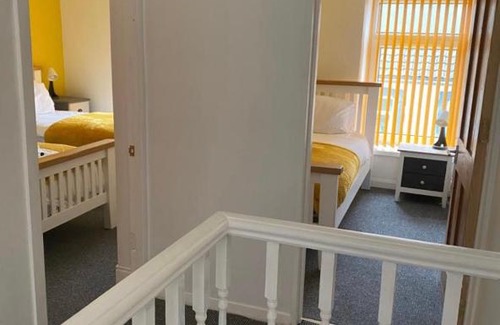 Aberfan House | Coronation Place