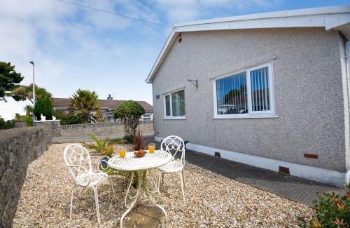 Tyn-y-Gongl House | Cororion Cottage