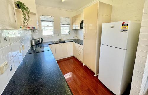 South Hedland Apartment | Corporate 3 Bedroom Apartment