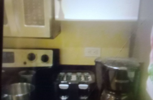 Airport Area Apartment | Corporate housing with everything 2bdr 2bath walk in closets both rooms