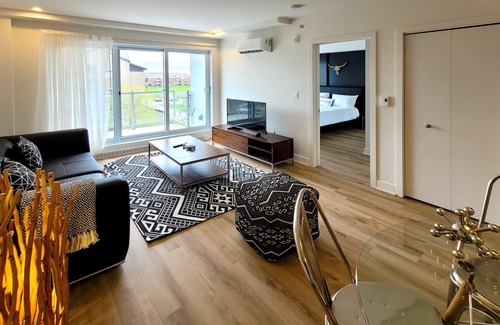 Brossard Apartment | Corporate Stays - Blum - Stunning 1 Bedroom Apartment