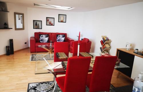 Foce Apartment | Corte Lambruschini central apartment with Free covered Parking