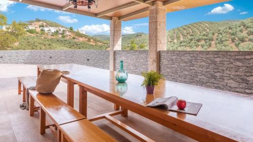 Villanueva de Algaidas House | Cortijo Rural Los Pinos Villanueva de Algaidas by Ruralidays